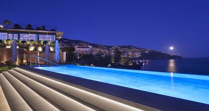 Les Suites at The Cliff Bay