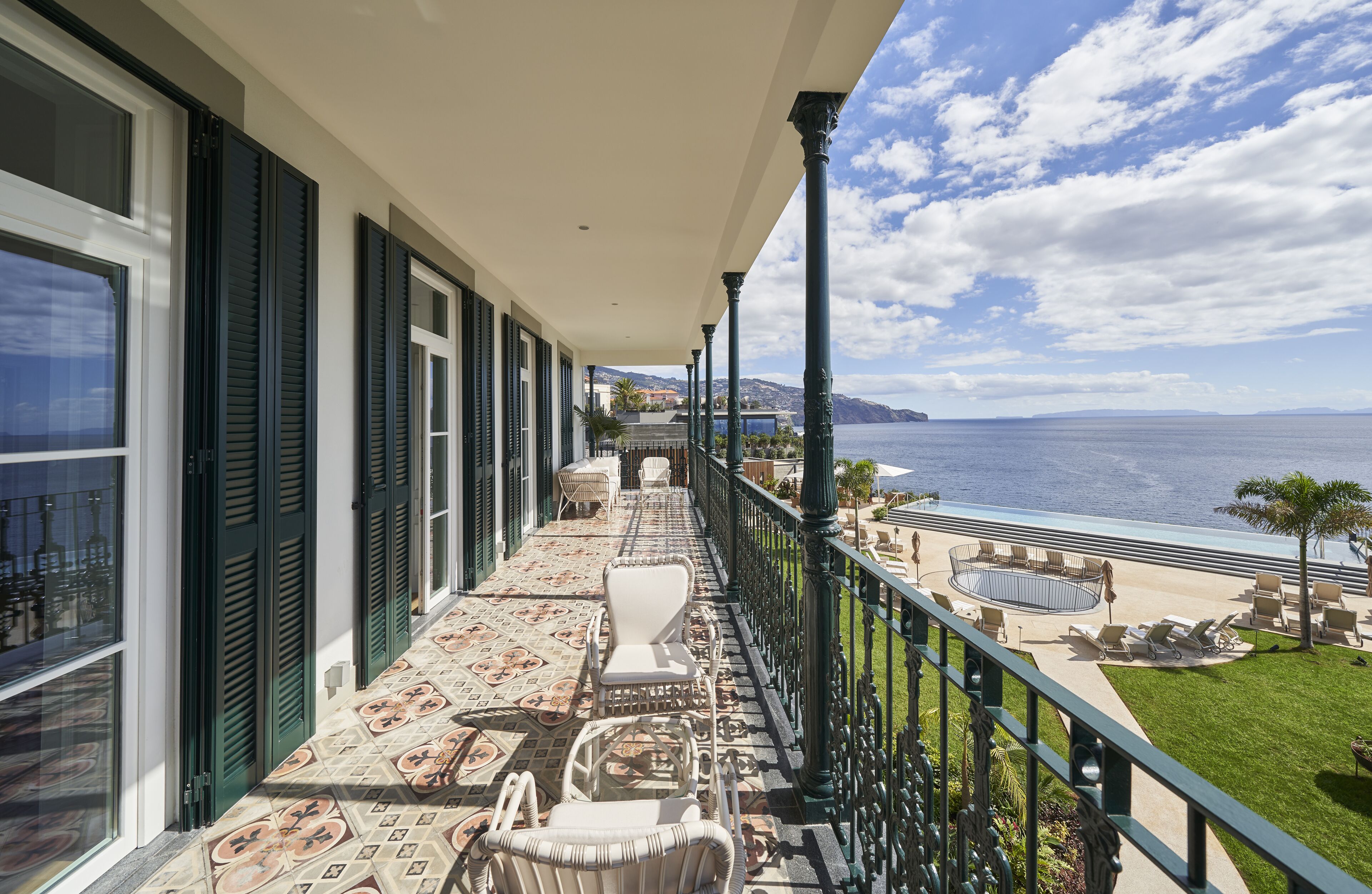suite, 2 bedrooms | balcony view