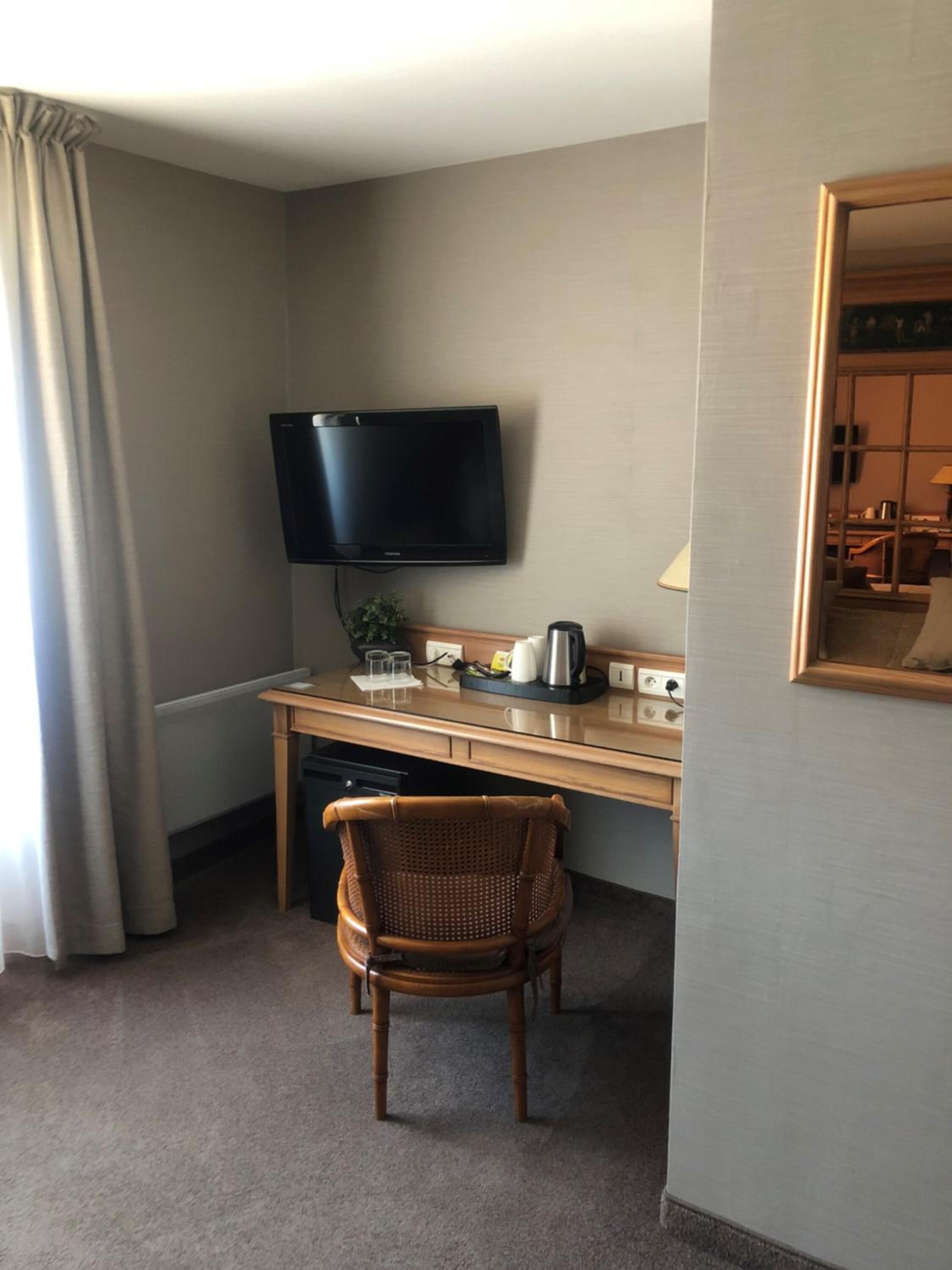 minibar, in-room safe, desk, blackout curtains