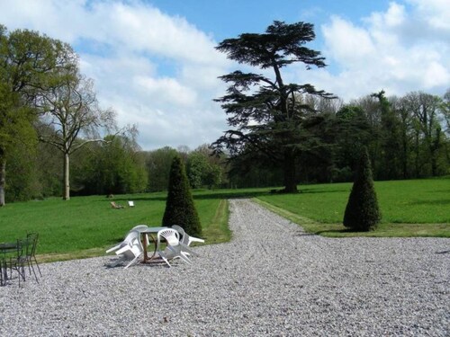 Château de Yaucourt Bussus