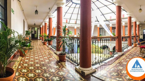 Interior - Kultur Berlin (Sucre)