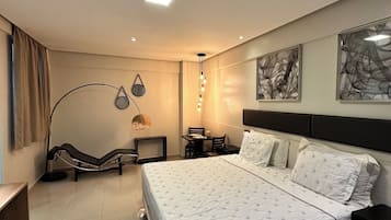 Executive Suite, 1 King Bed, Non Smoking | 1 bedroom, desk, laptop workspace, iron/ironing board