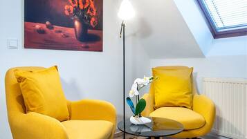 普通雙人房 | 客廳 | 平面電視