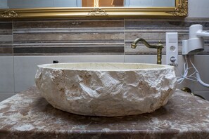 Basic-Doppel- oder -Zweibettzimmer (Annex)