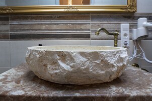 Basic Double or Twin Room (Annex) | Hypo-allergenic bedding, desk, cribs/infant beds, free WiFi