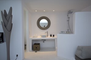Luxury Villa, Private Pool, Sea View | Bathroom