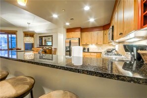 Private kitchen - Aspen Lodge 4301 (Steamboat Springs)