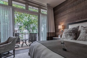 Deluxe Double Room, Balcony, River View | Premium bedding, Tempur-Pedic beds, minibar, in-room safe