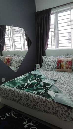 Apartament familiar, 3 dormitoris | Vista des de l'habitació
