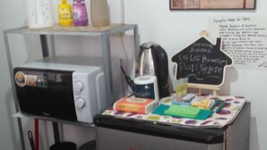 Family Apartment, 3 Bedrooms | Private kitchen - Lai Lai Homestay Cameron Highlands (Tanah Rata)