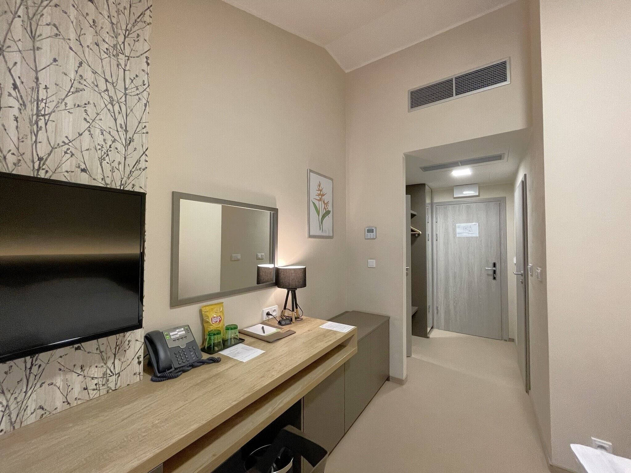 family room, 2 bedrooms, connecting rooms | 1 bedroom, minibar, in-room safe, desk