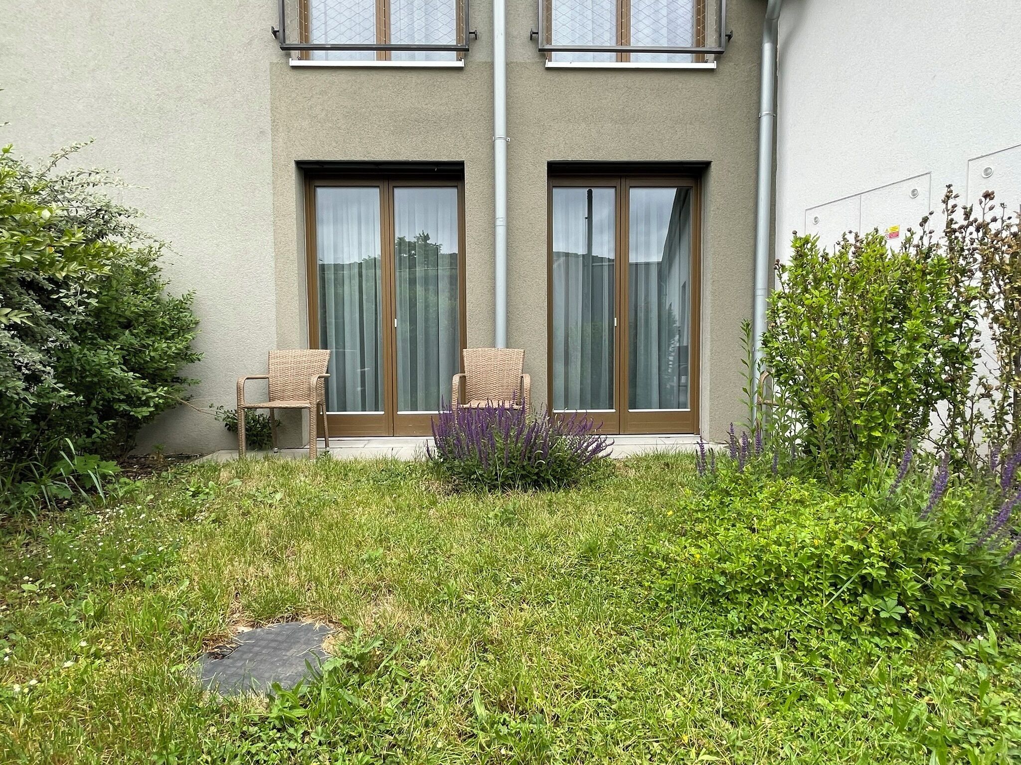 superior double or twin room, garden area | 1 bedroom, minibar, in-room safe, desk