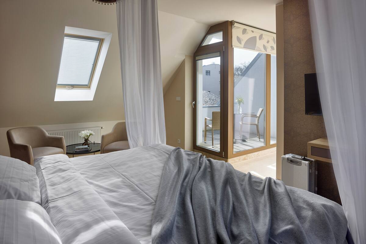 Romantic Suite, Terrace | Minibar, in-room safe, desk, laptop workspace