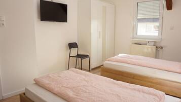Double or Twin Room, Shared Bathroom