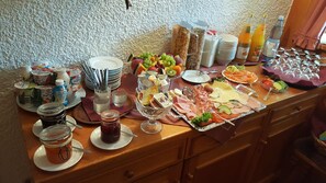 Desayuno buffet incluido todos los días