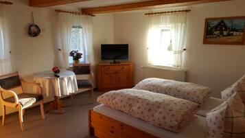 Doppelzimmer | 1 Schlafzimmer, kostenloses WLAN, Bettwäsche