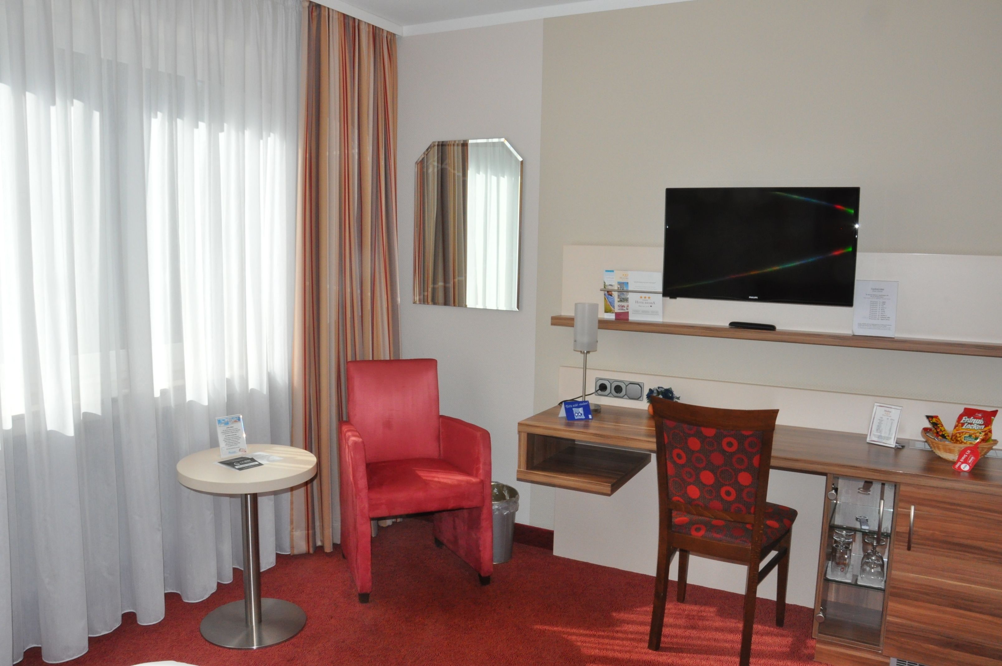 1 bedroom, desk, laptop workspace, blackout curtains