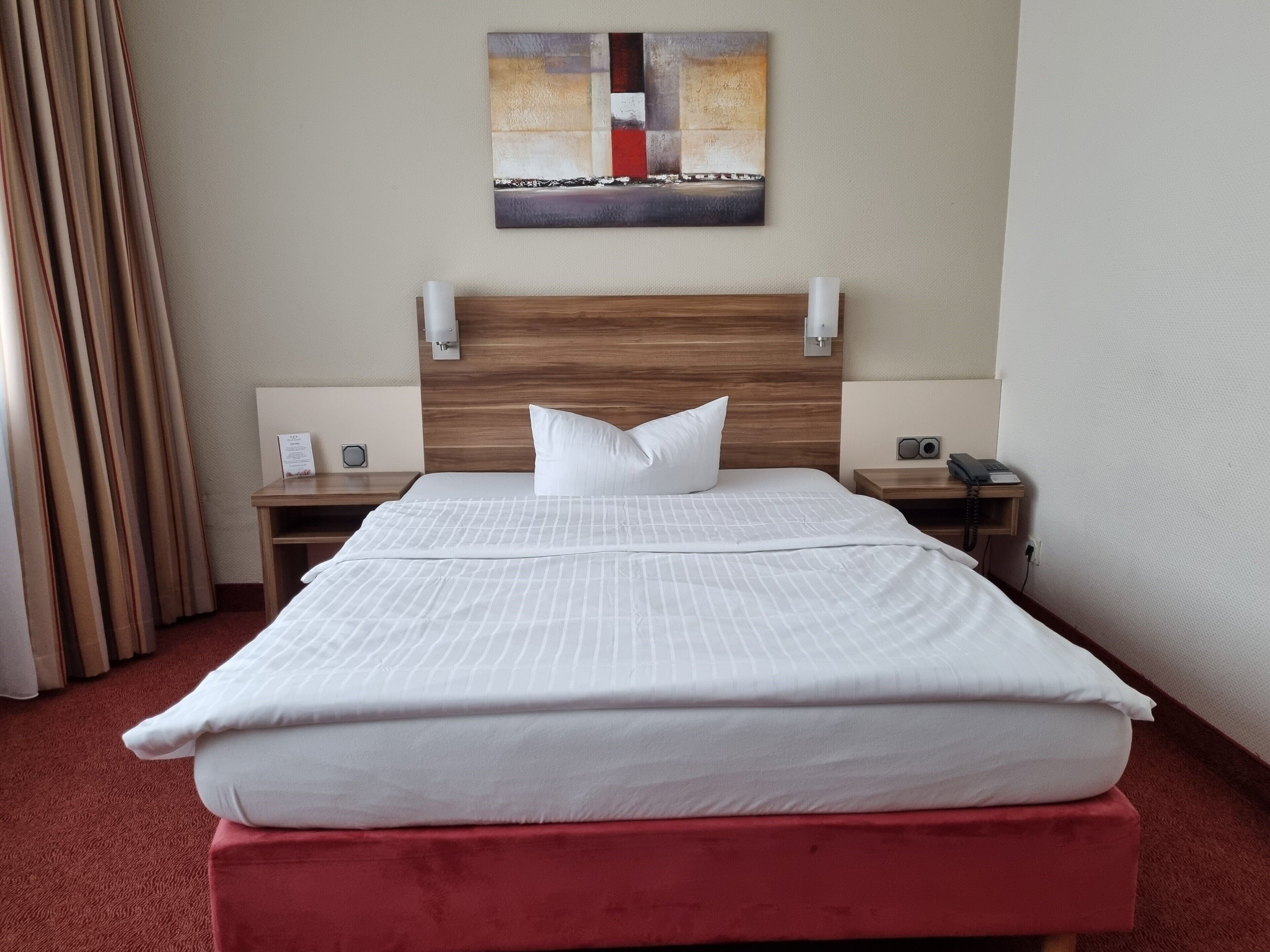 single room, non smoking | 1 bedroom, desk, laptop workspace, blackout curtains