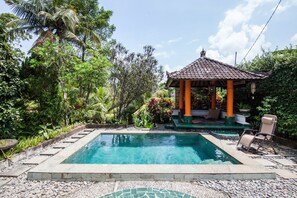 Villa Tradition, 2 chambres, côté jardin | Terrasse/Patio