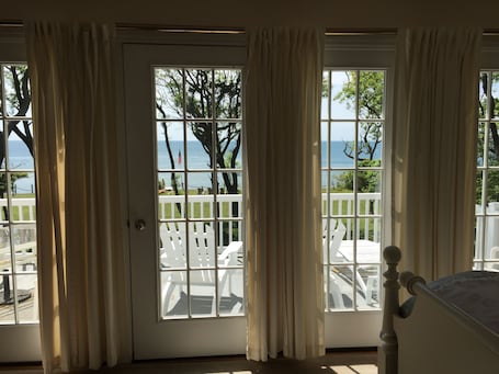 Deluxe Room (Cape Charles) | Balcony. The Baywood Bed & Breakfast