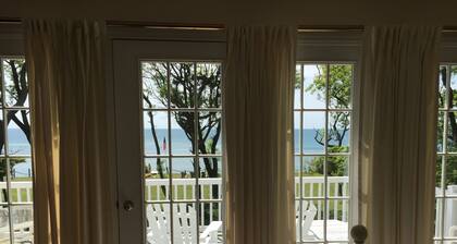 The Baywood Bed & Breakfast