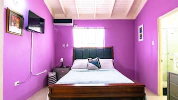 2 bedrooms, in-room safe, individually decorated, individually furnished