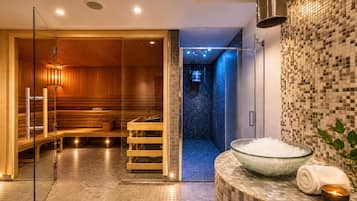 Sauna, steam room