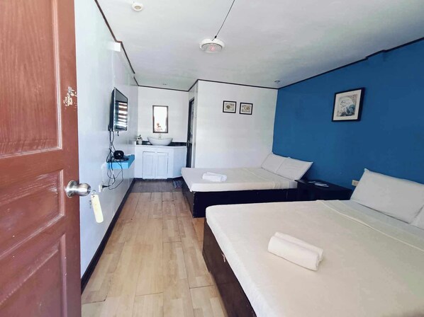Basic Twin Room, Non Smoking, Beachfront