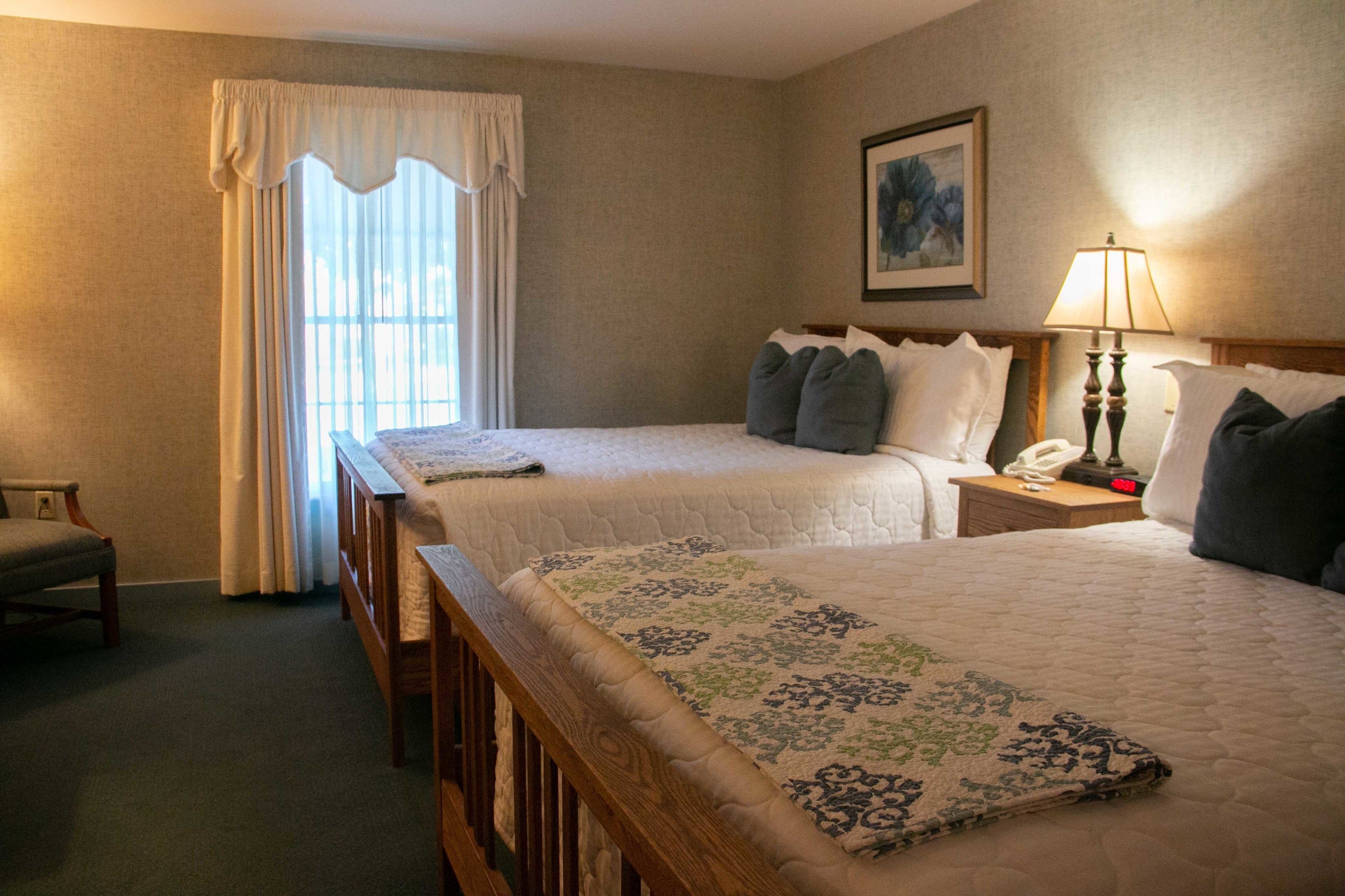 gallery room, 2 queen beds | 1 bedroom, individually decorated, individually furnished, desk