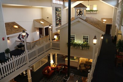 Essenhaus Inn & Conference Center