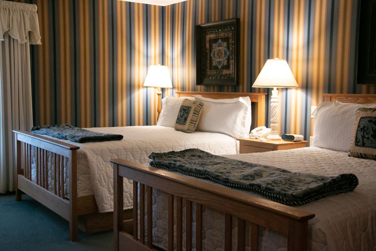 Gallery Room, 2 Queen Beds | 1 bedroom, individually decorated, individually furnished, desk