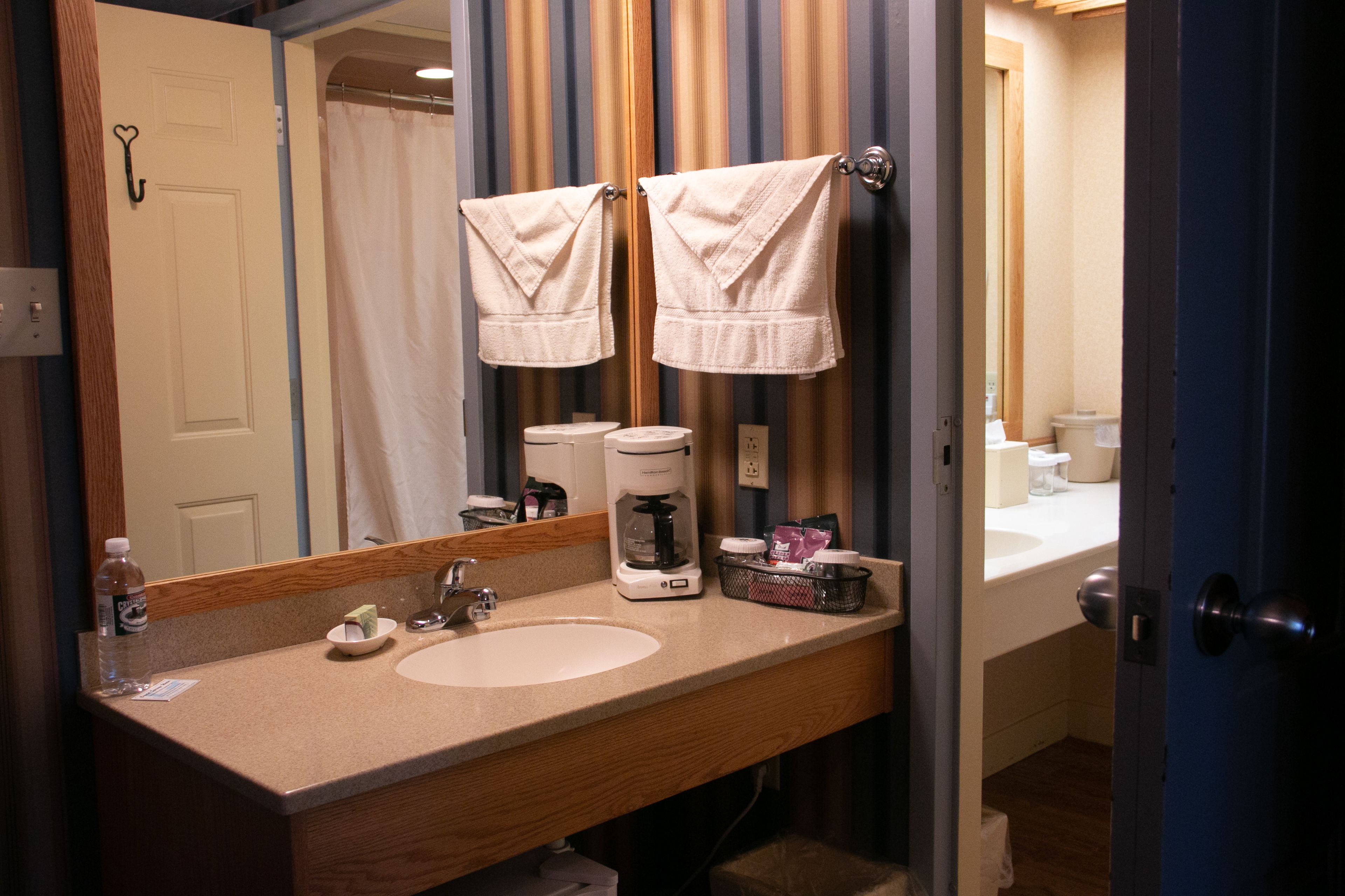 gallery room, 1 king bed | bathroom | free toiletries, hair dryer, towels