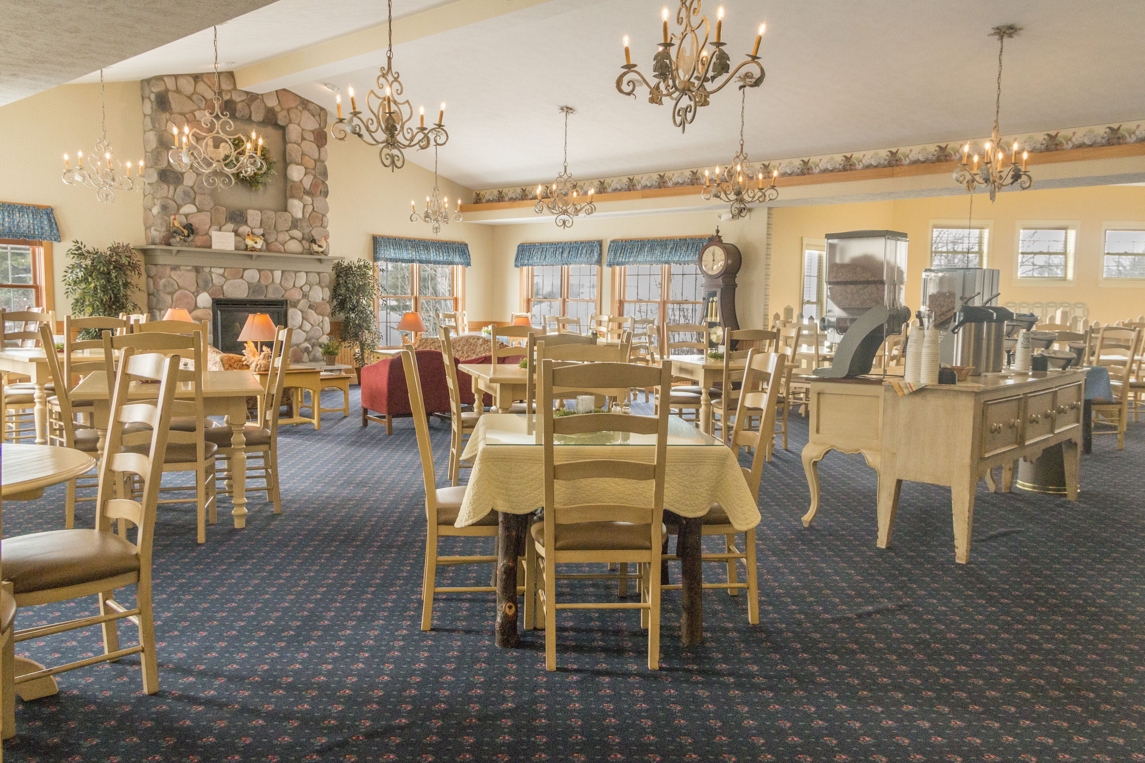 free daily continental breakfast