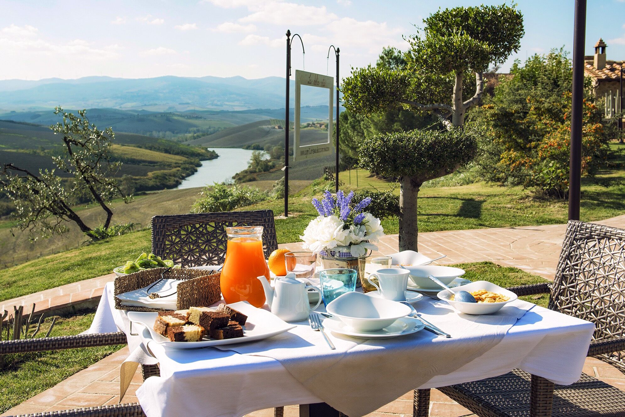 Daily buffet breakfast (EUR 12 per person)