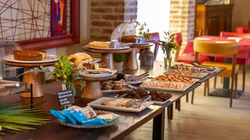 Daily buffet breakfast (EUR 12 per person)