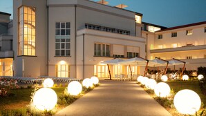 Property entrance - Toscana Charme Resort (Pisa)