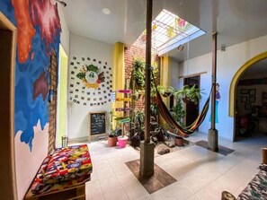 Living area - La Casa de Adry - Hostal - Hostel (Cali)