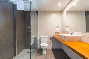 Free toiletries, hair dryer, towels - Hotel Ridomar (Lloret de Mar)