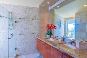 Condo | Bathroom | Shower, rainfall showerhead - Puerta Al Mar - Suite 105 (Isla Mujeres)