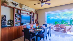Unclassified image, 2 of 14, button - Puerta Al Mar - Suite 105 (Isla Mujeres)