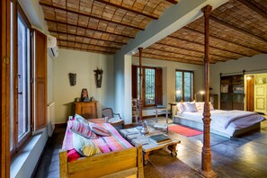 ห้องดีลักซ์สวีท, เตียงคิงไซส์ 1 เตียง, ปลอดบุหรี่, ห้องน้ำส่วนตัว (Hornero) | ผ้าม่านกันแสง, Wi-Fi ฟรี, ผ้าปูที่นอน