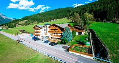 Hotel & Restaurant Feldrand