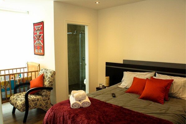 Soundproofing, iron/ironing board, free WiFi, bed sheets