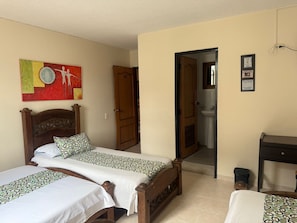 1 bedroom, desk, free WiFi, bed sheets