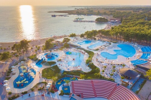 Zaton Holiday Resort