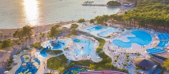 Zaton Holiday Resort