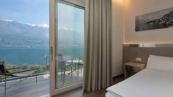 Coffres-forts dans les chambres, Wi-Fi gratuit, draps fournis
