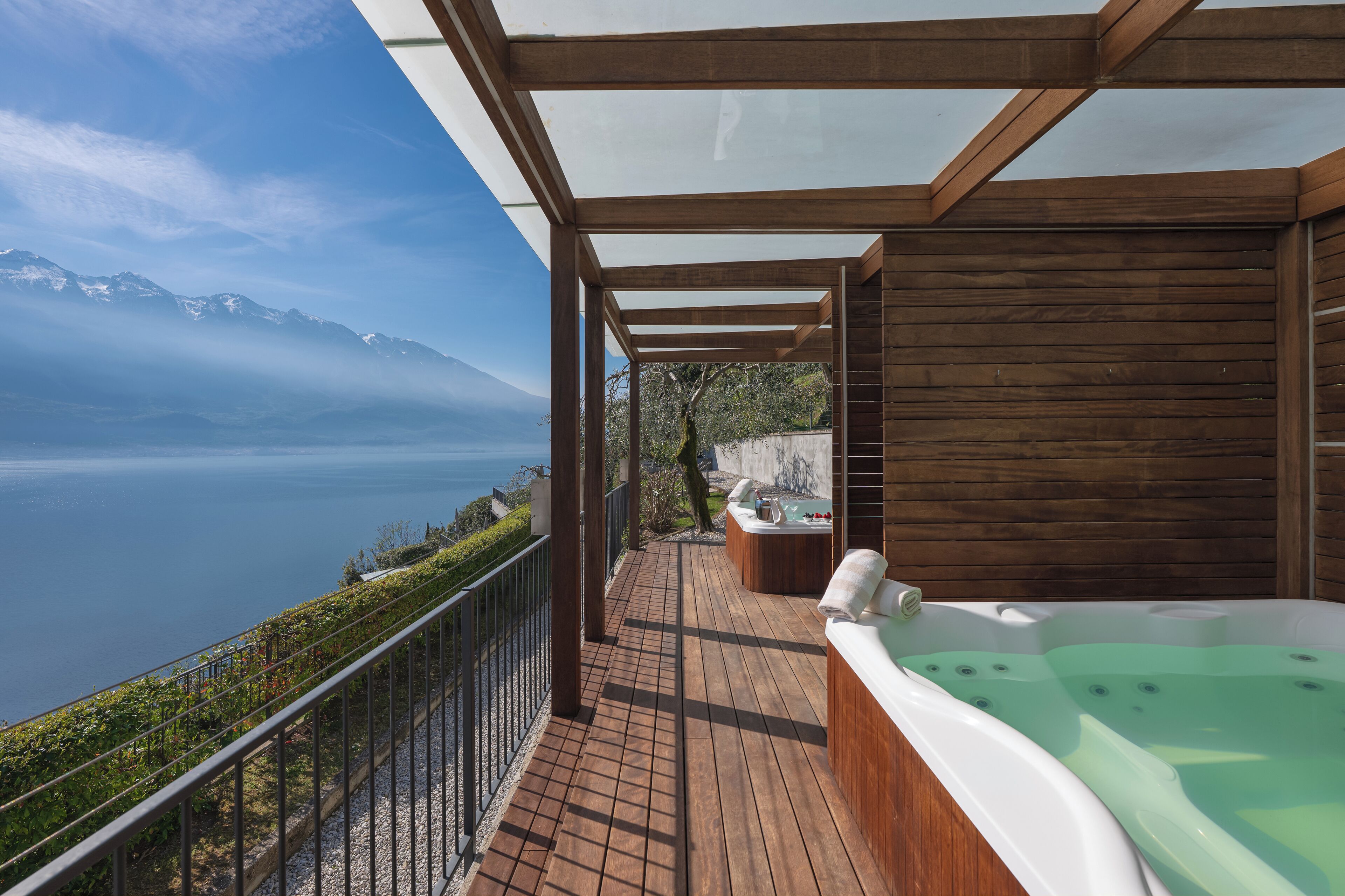 Bain à remous extérieur