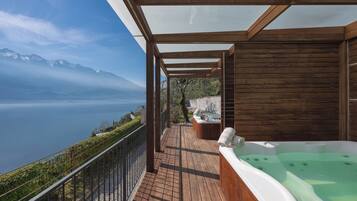 Bain à remous extérieur
