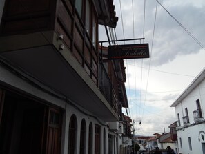 Exterior - Casa de Huespedes Isabella (Sucre)